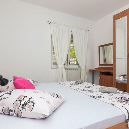 Apartments A&B Макарска Екстериор снимка