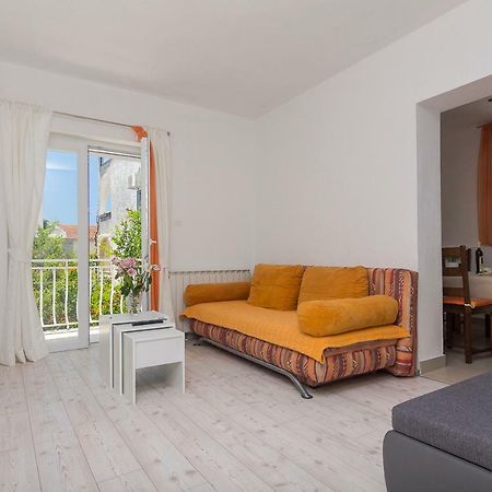 Apartments A&B Макарска Екстериор снимка
