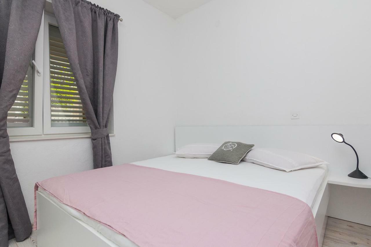 Apartments A&B Макарска Екстериор снимка